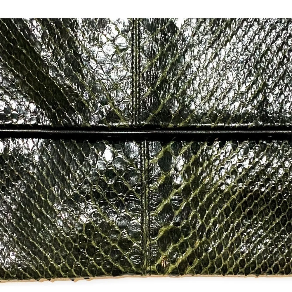 Vintage Snake leather clutch bag, green/black snake‎ with black piping